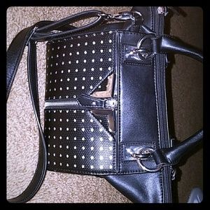 Danielle Nicole Purse